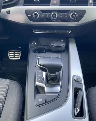 Audi A4 cena 82900 przebieg: 104573, rok produkcji 2017 z Chełm małe 326
